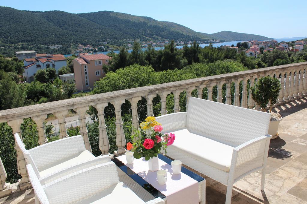 Apartments Stari Sibenik Grebastica Exterior photo